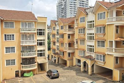4 Bed Apartment with En Suite at Rhapta Road - 4