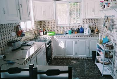 3 Bed House with En Suite at Jacaranda Road - 4