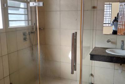 Serviced 2 Bed Apartment with En Suite in Westlands Area - 2