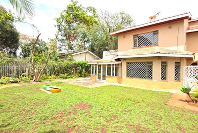 4 Bed Townhouse with En Suite at Lavington Green