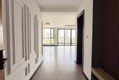 3 Bed Apartment with Swimming Pool in Riverside - 4