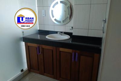 3 Bed Apartment with En Suite in Nyali Area - 3