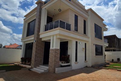 4 Bed House with En Suite at Mugutha