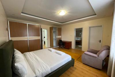3 Bed Apartment with En Suite in Brookside - 3