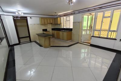 2 Bed Apartment with En Suite in Westlands Area - 3