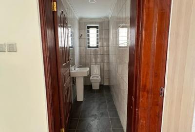5 Bed House with En Suite at Kamakis - 3