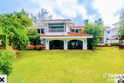 5 Bed Villa with En Suite at Mombasa