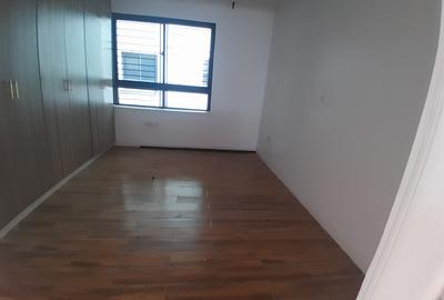 2 Bed Apartment with En Suite in Lavington - 3