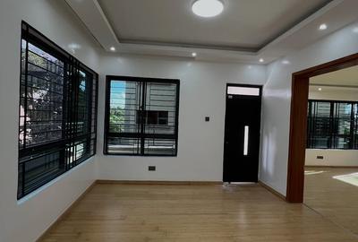 6 Bed Townhouse with En Suite at Kabasiran Avenue - 3