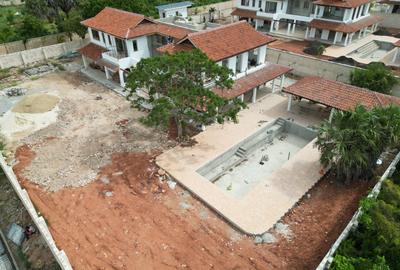 4 Bed Villa with En Suite in Diani - 4
