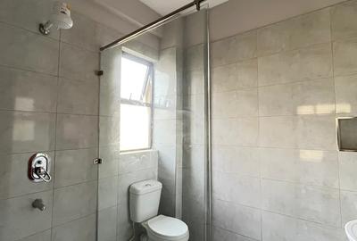 3 Bed Apartment with Gym in Westlands Area - 3