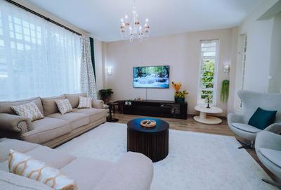 4 Bed Villa with En Suite in Kenyatta Road - 2