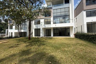 6 Bed Villa with En Suite in Kitisuru