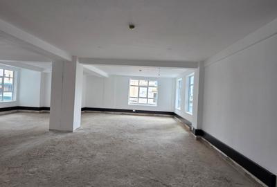 1,229 ft² Office with Service Charge Included in Westlands Area - 4
