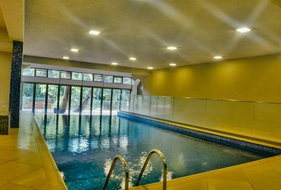 Serviced 3 Bed Apartment with En Suite in Parklands - 3