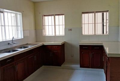 4 Bed Townhouse with En Suite in Westlands Area - 3