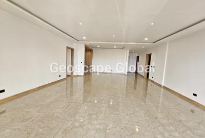 4 Bed Apartment with En Suite in Spring Valley - 2