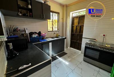 4 Bed Villa with En Suite in Bamburi - 2