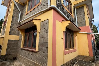 5 Bed House with En Suite at Bombolulu