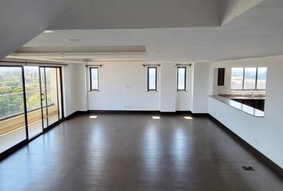 4 Bed Apartment with En Suite at Gitanga Road