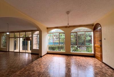 4 Bed House with En Suite in Thigiri - 4