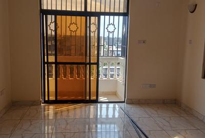 Serviced 3 Bed Apartment with En Suite at Beach Road - 3
