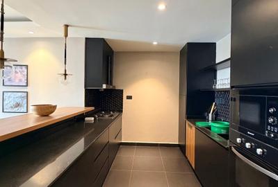 Serviced 2 Bed Apartment with En Suite at Brookside Drive - 2