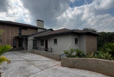 3 Bed House in Nyari - 2