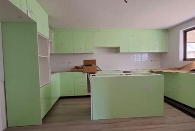 4 Bed House with En Suite in Nyari - 2