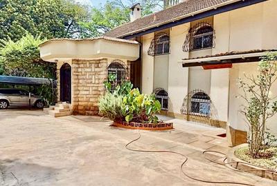 4 Bed House with En Suite at Thigiri - 2