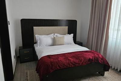 Serviced 1 Bed Apartment with En Suite in Lavington - 4