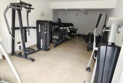 2 Bed Apartment with Swimming Pool in Riverside - 3