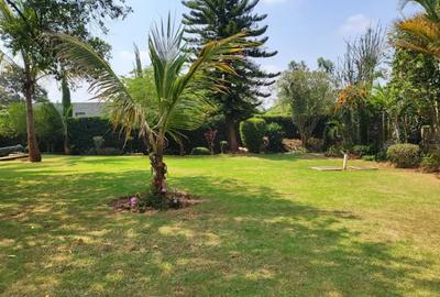 5 Bed House with En Suite in Runda - 3