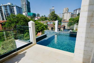3 Bed Apartment with En Suite at 2026-385 - 2