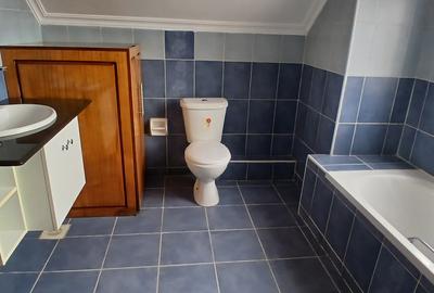 5 Bed Townhouse with En Suite at Kaputei Gardens - 3