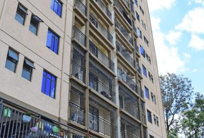 1 Bed Apartment with Gym in Kilimani - 4