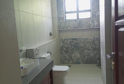 3 Bed Apartment with En Suite in Nyali Area - 4