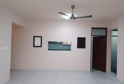 4 Bed Apartment with En Suite at Moyne Drive - 2