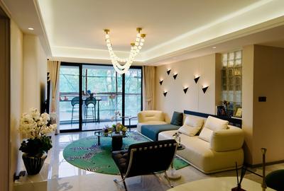 4 Bed Apartment with En Suite at 2026-410 - 4