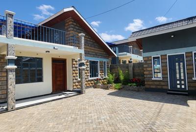 4 Bed House with En Suite at Rimpa Road - 2
