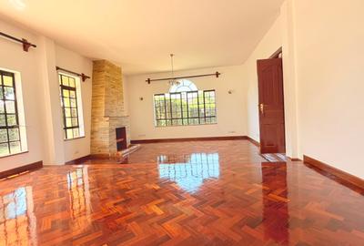 5 Bed Townhouse with En Suite in Kitisuru - 4