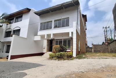 3 Bed House with Garden in Kileleshwa - 2