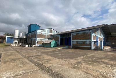 Warehouse in Industrial Area - 4