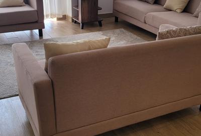 Serviced 2 Bed Apartment with Gym in Kilimani - 3