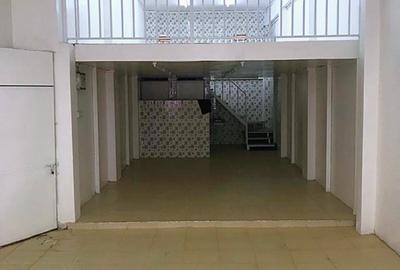5,000 ft² Shop in Nairobi CBD - 3