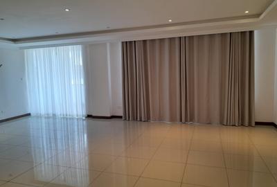 4 Bed Apartment with En Suite in General Mathenge - 3