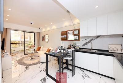 1 Bed Apartment with En Suite at Westlands Area - 2