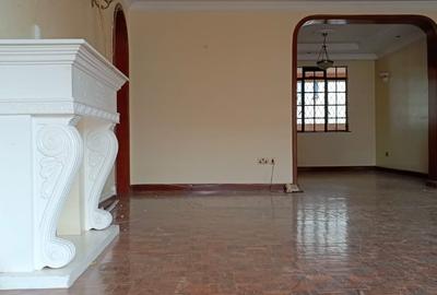 3 Bed Apartment with En Suite at Sports Road - 4