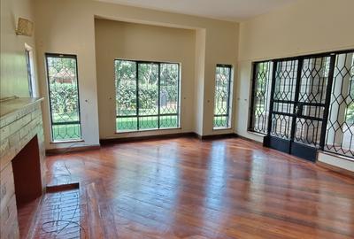 4 Bed House with En Suite in Karen - 3