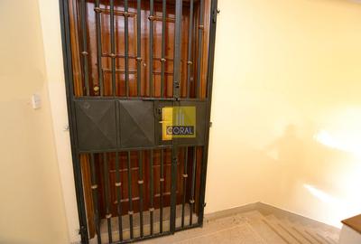 3 Bed Apartment in Rhapta Road - 2